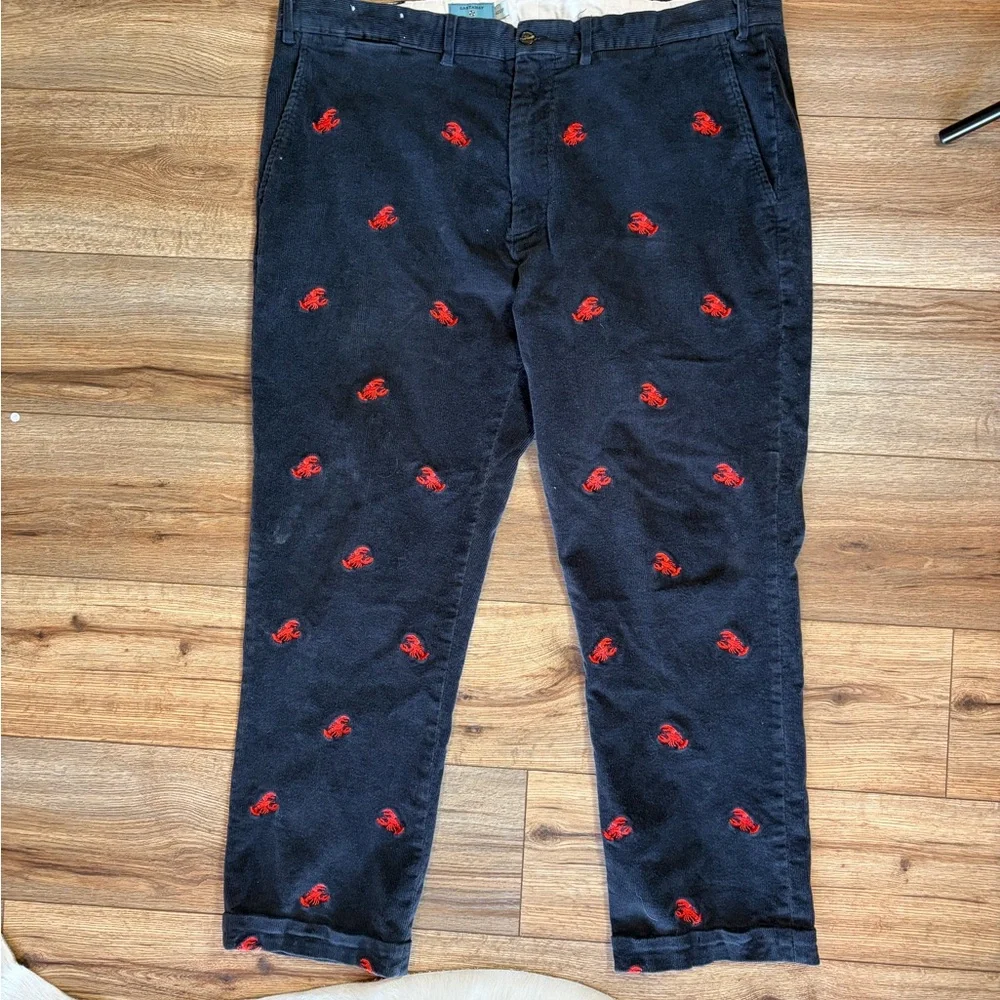 Castaway Nantucket Island Harbor Preppy Coastal pants, red lobster embroidery - Picture 3 of 12